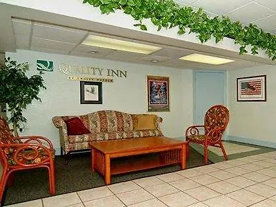 Hotel Quality Inn Tampa Lake Magdalene
