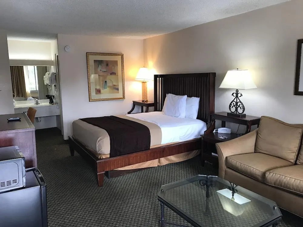 Quality Inn Tampa Lake Magdalene
