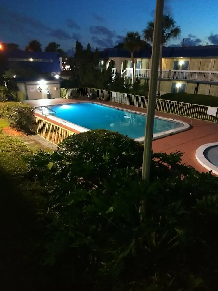 Quality Inn Tampa Lake Magdalene