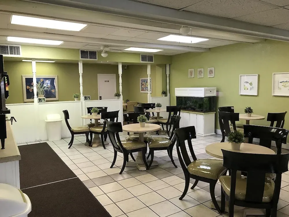 Quality Inn Tampa Lake Magdalene 2*,  Verenigde Staten