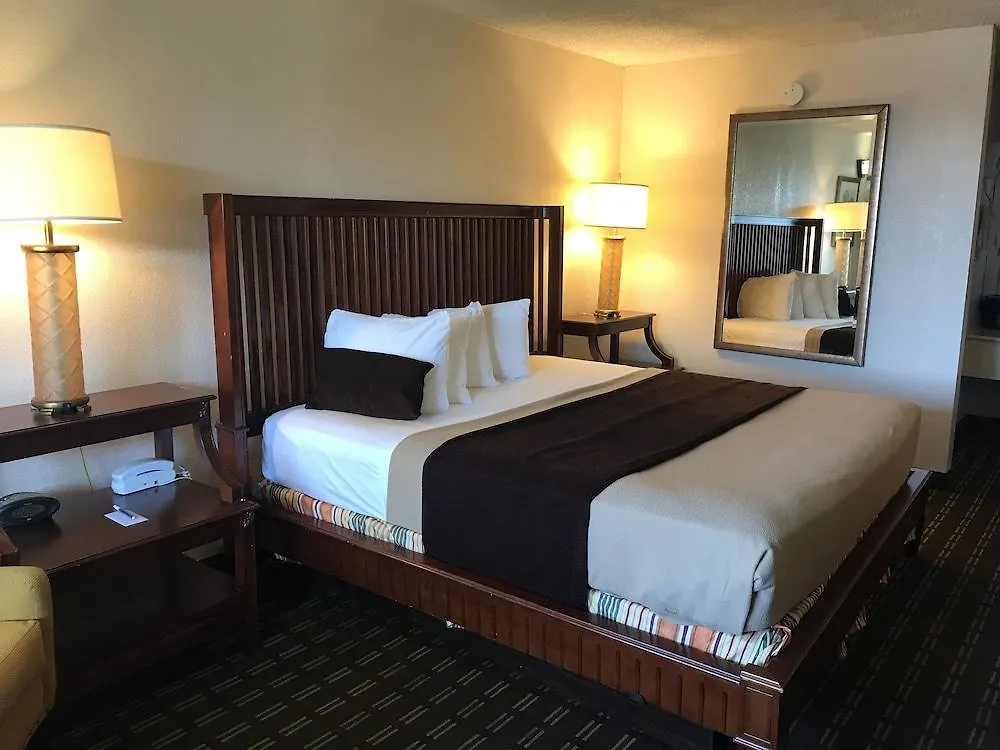 Quality Inn Tampa Lake Magdalene 2*,  Verenigde Staten