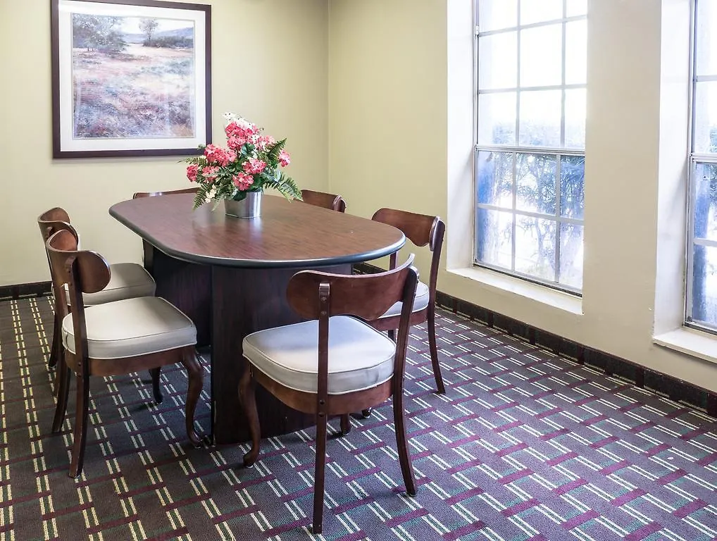 Quality Inn Tampa Lake Magdalene Hotel