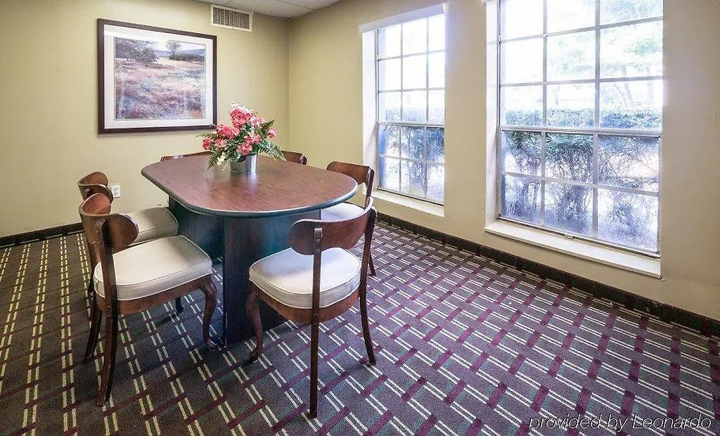 Quality Inn Tampa Lake Magdalene 2*,  Verenigde Staten