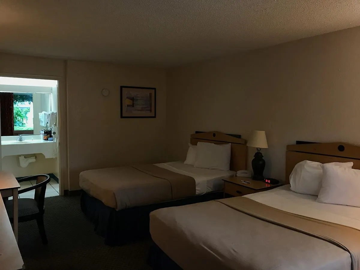 Hotel Quality Inn Tampa Lake Magdalene